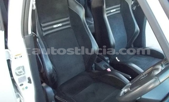 Buy Used Suzuki Swift White Car in Choiseul in Choiseul Buy Used Suzuki Swift White Car in Choiseul in Choiseul
