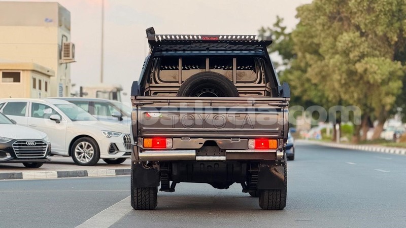 Big with watermark toyota land cruiser anse la raye import dubai 4397
