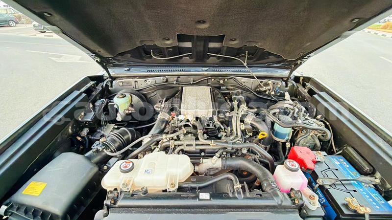 Big with watermark toyota land cruiser anse la raye import dubai 4397