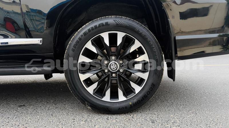 Big with watermark toyota land cruiser prado anse la raye import dubai 4398
