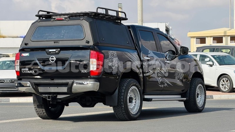 Big with watermark nissan navara anse la raye import dubai 4402