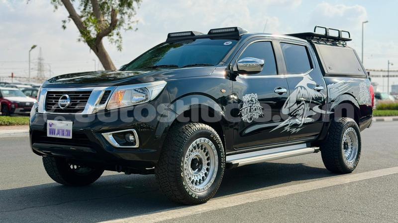 Big with watermark nissan navara anse la raye import dubai 4402