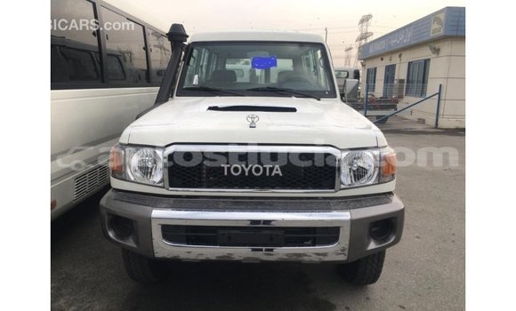 Buy Import Toyota Land Cruiser White Car in Import - Dubai in Anse-la-Raye Buy Import Toyota Land Cruiser White Car in Import - Dubai in Anse-la-Raye