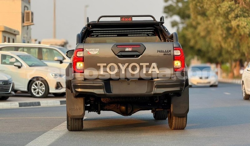 Big with watermark toyota hilux anse la raye import dubai 4404