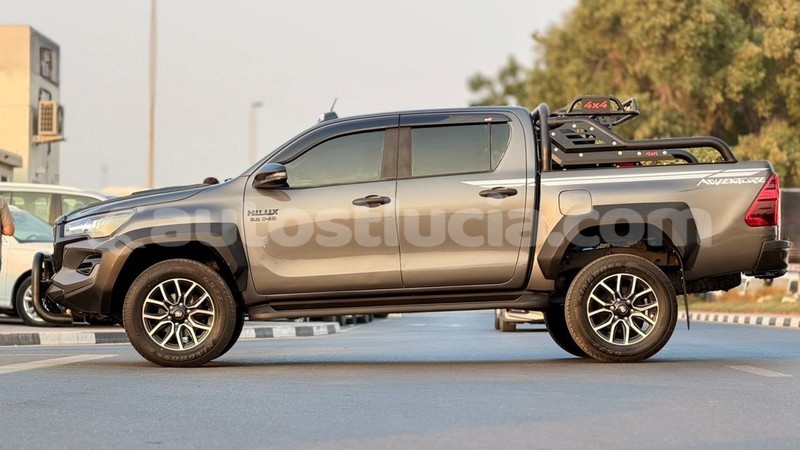 Big with watermark toyota hilux anse la raye import dubai 4404