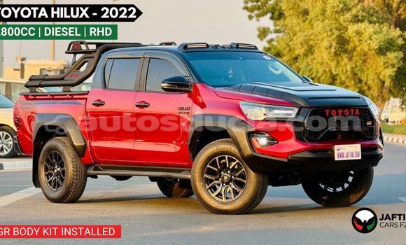 Buy Used Toyota Hilux Red Car in Import - Dubai in Anse-la-Raye