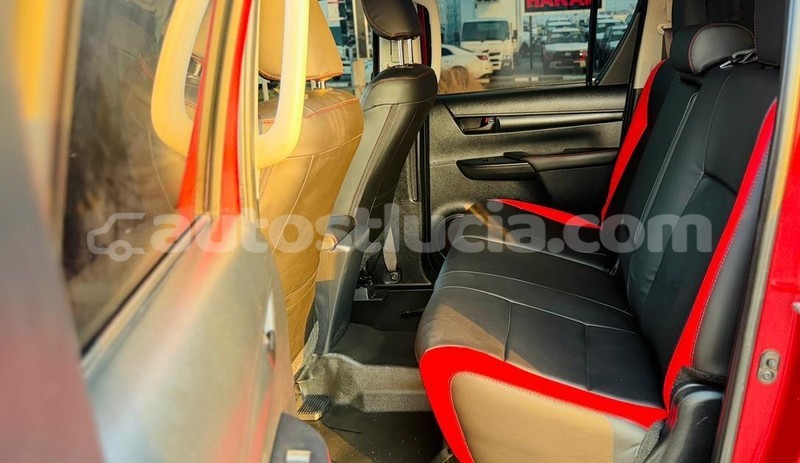 Big with watermark toyota hilux anse la raye import dubai 4405