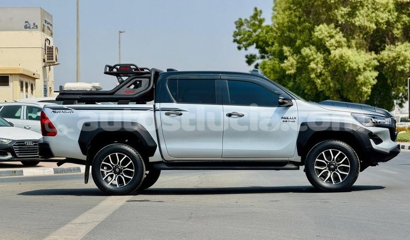 Big with watermark toyota hilux anse la raye import dubai 4406