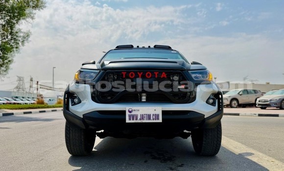 Acheter Occasion Voiture Toyota Hilux Gris à Import - Dubai, Anse-la-Raye Acheter Occasion Voiture Toyota Hilux Gris à Import - Dubai, Anse-la-Raye