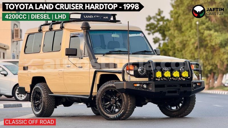 Big with watermark toyota land cruiser anse la raye import dubai 4410