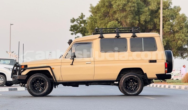 Big with watermark toyota land cruiser anse la raye import dubai 4410