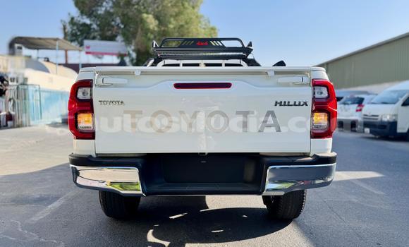Acheter Occasion Voiture Toyota Hilux Blanc à Import - Dubai, Anse-la-Raye Acheter Occasion Voiture Toyota Hilux Blanc à Import - Dubai, Anse-la-Raye
