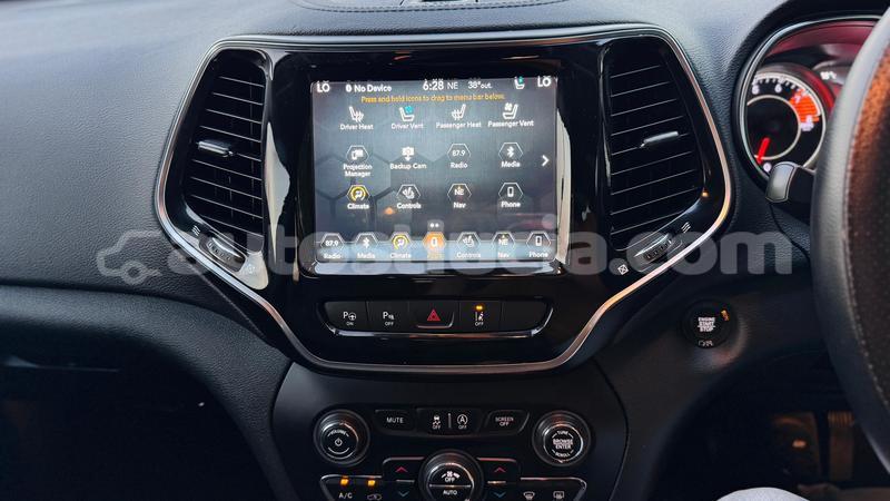 Big with watermark jeep cherokee anse la raye import dubai 4412