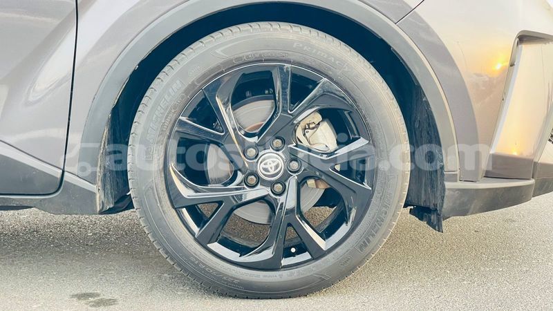 Big with watermark toyota c hr anse la raye import dubai 4415