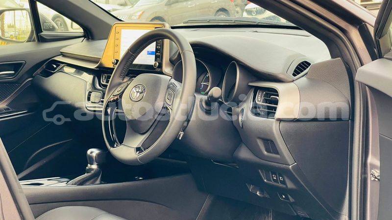 Big with watermark toyota c hr anse la raye import dubai 4415