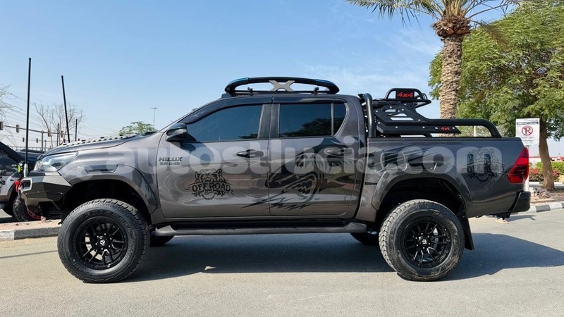 Big with watermark toyota hilux anse la raye import dubai 4423