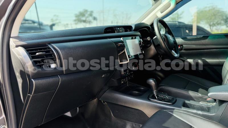 Big with watermark toyota hilux anse la raye import dubai 4423