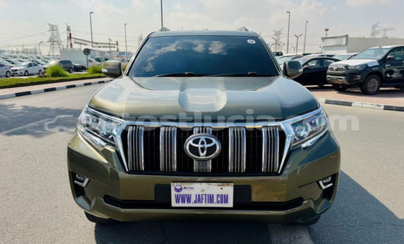 Buy Used Toyota Land Cruiser Prado Green Car in Import - Dubai in Anse-la-Raye
