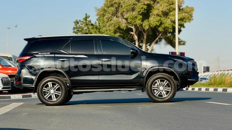Big with watermark toyota fortuner anse la raye import dubai 4429