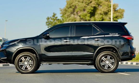 Acheter Occasion Voiture Toyota Fortuner Noir à Import - Dubai, Anse-la-Raye Acheter Occasion Voiture Toyota Fortuner Noir à Import - Dubai, Anse-la-Raye