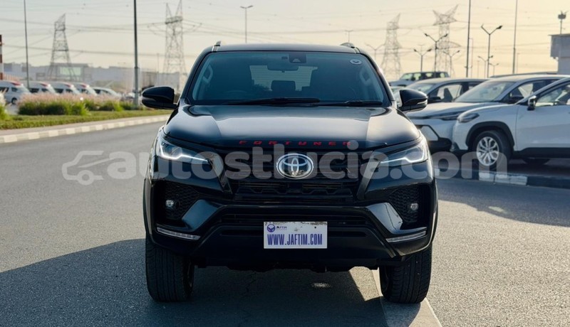 Big with watermark toyota fortuner anse la raye import dubai 4429