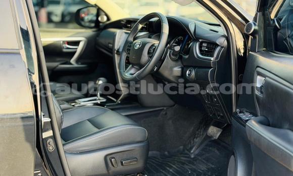 Acheter Occasion Voiture Toyota Fortuner Noir à Import - Dubai, Anse-la-Raye Acheter Occasion Voiture Toyota Fortuner Noir à Import - Dubai, Anse-la-Raye