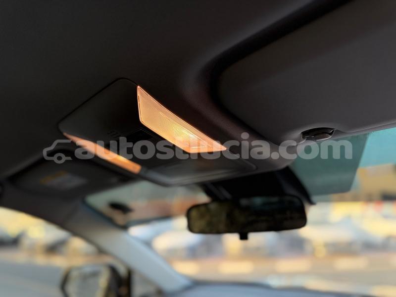 Big with watermark toyota rav4 anse la raye import dubai 4431