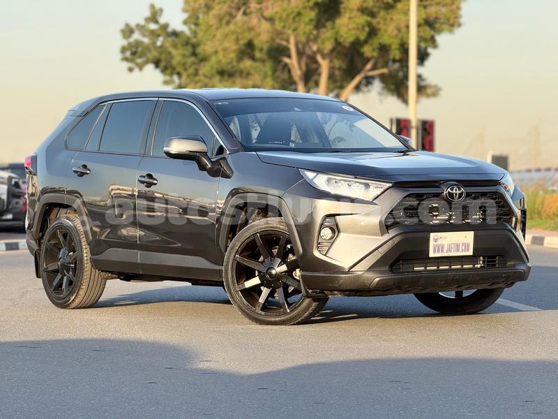 Big with watermark toyota rav4 anse la raye import dubai 4431