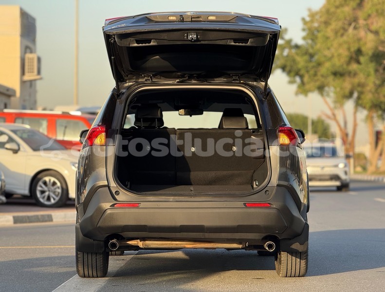 Big with watermark toyota rav4 anse la raye import dubai 4431