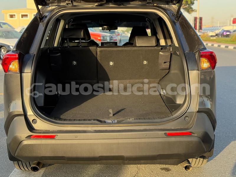 Big with watermark toyota rav4 anse la raye import dubai 4431