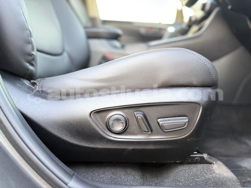 Big with watermark toyota rav4 anse la raye import dubai 4431