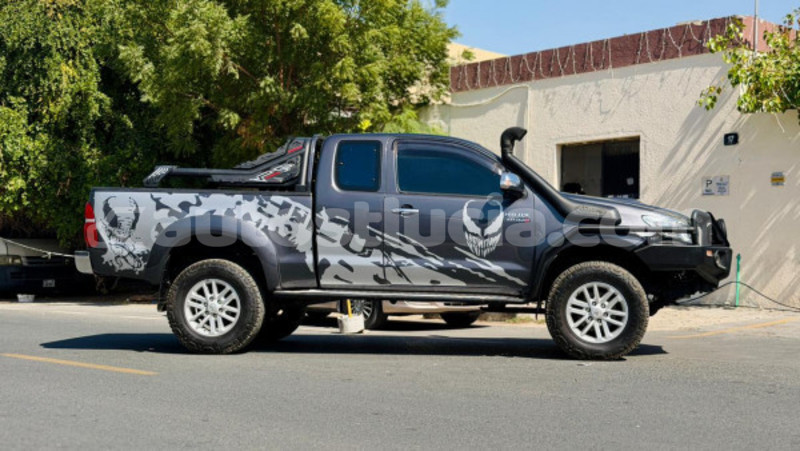 Big with watermark toyota hilux anse la raye import dubai 4432