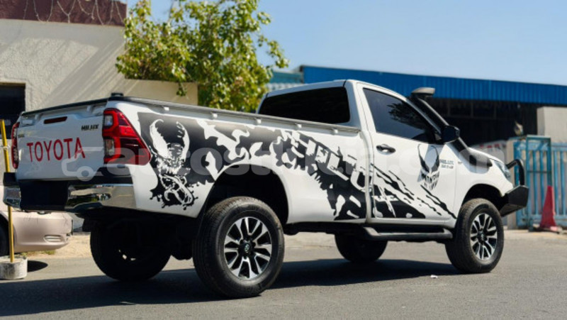 Big with watermark toyota hilux anse la raye import dubai 4433
