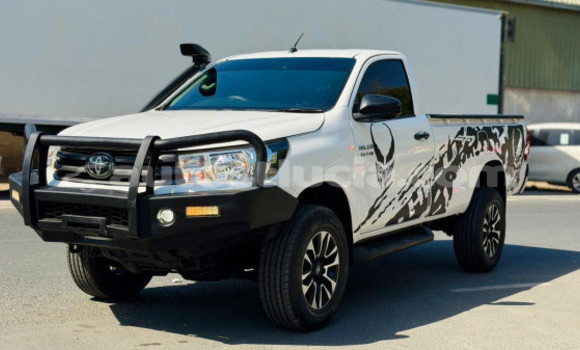 Acheter Occasion Voiture Toyota Hilux Blanc à Import - Dubai, Anse-la-Raye Acheter Occasion Voiture Toyota Hilux Blanc à Import - Dubai, Anse-la-Raye