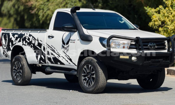 Acheter Occasion Voiture Toyota Hilux Blanc à Import - Dubai, Anse-la-Raye Acheter Occasion Voiture Toyota Hilux Blanc à Import - Dubai, Anse-la-Raye