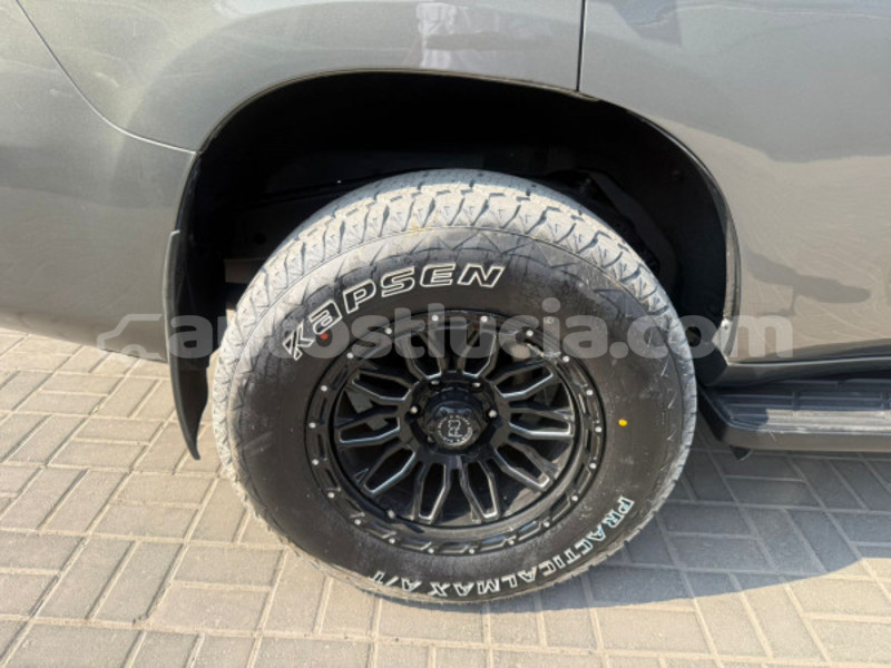 Big with watermark toyota land cruiser prado anse la raye import dubai 4434