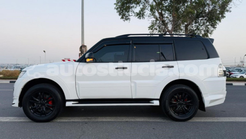 Big with watermark mitsubishi pajero anse la raye import dubai 4435