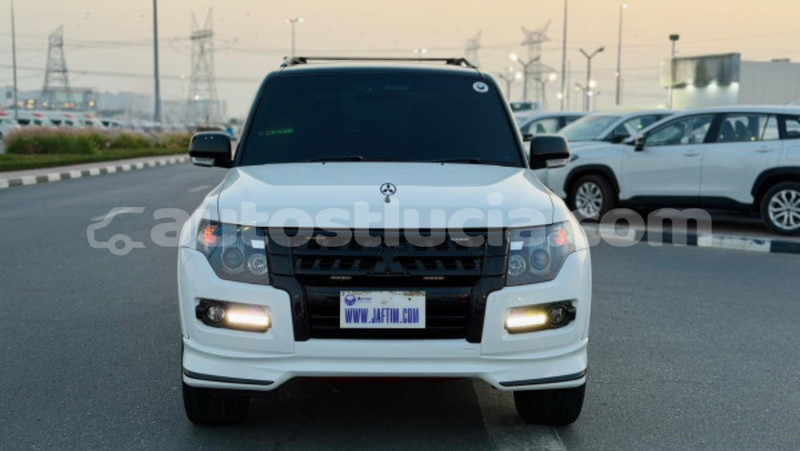 Big with watermark mitsubishi pajero anse la raye import dubai 4435
