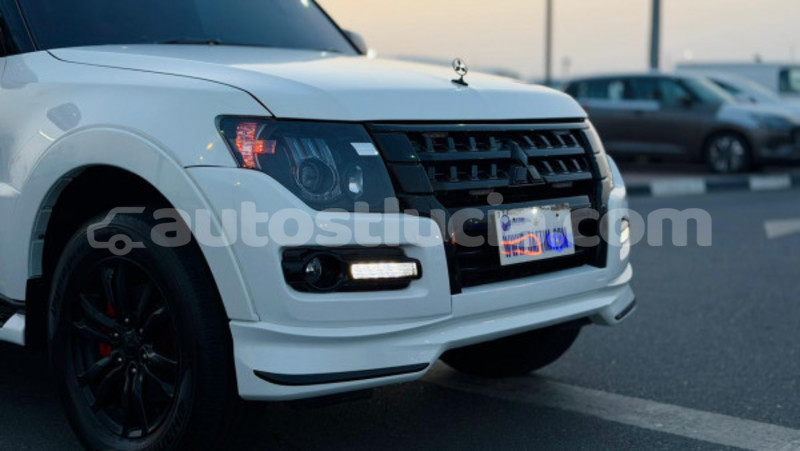 Big with watermark mitsubishi pajero anse la raye import dubai 4435