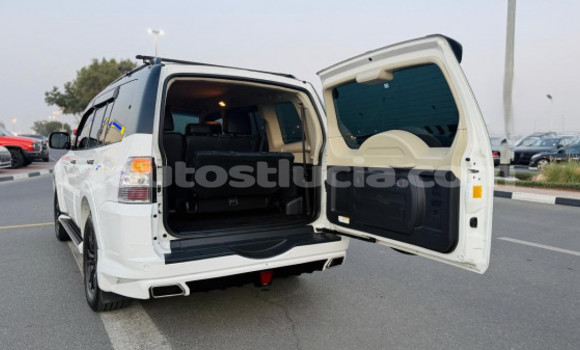 Acheter Occasion Voiture Mitsubishi Pajero Blanc à Import - Dubai, Anse-la-Raye Acheter Occasion Voiture Mitsubishi Pajero Blanc à Import - Dubai, Anse-la-Raye