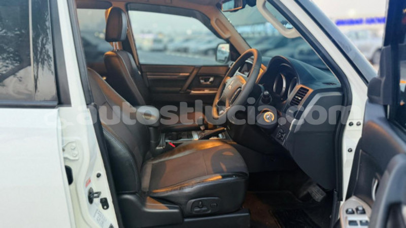 Big with watermark mitsubishi pajero anse la raye import dubai 4435