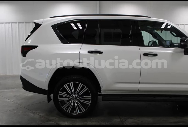 Big with watermark lexus lx castries choc 4436