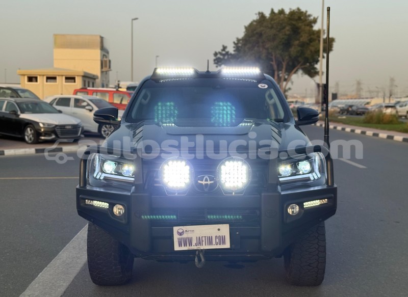 Big with watermark toyota hilux anse la raye import dubai 4439