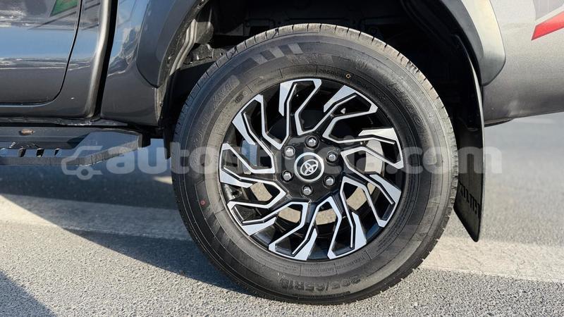 Big with watermark toyota hilux anse la raye import dubai 4441