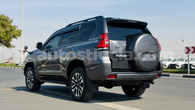 Big with watermark toyota land cruiser prado anse la raye import dubai 4443