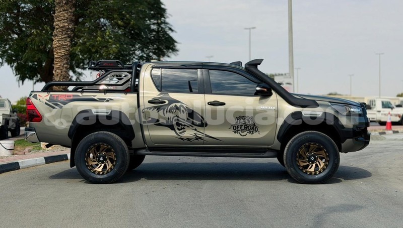 Big with watermark toyota hilux anse la raye import dubai 4444