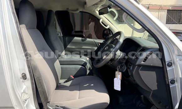 Acheter Occasion Voiture Toyota Hiace Gris à Import - Dubai, Anse-la-Raye Acheter Occasion Voiture Toyota Hiace Gris à Import - Dubai, Anse-la-Raye