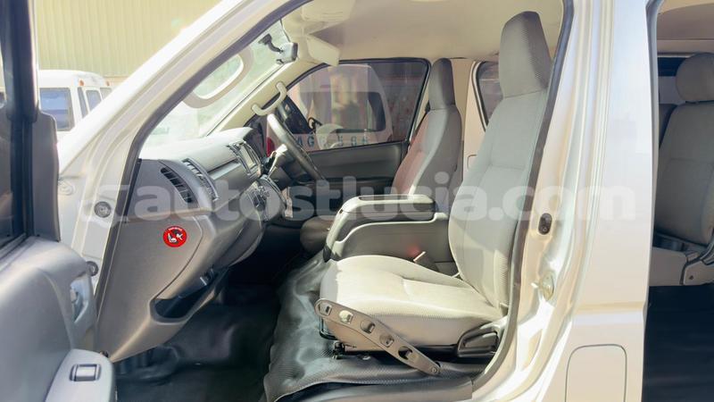 Big with watermark toyota hiace anse la raye import dubai 4447