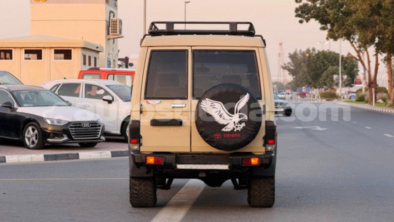 Big with watermark toyota land cruiser anse la raye import dubai 4448
