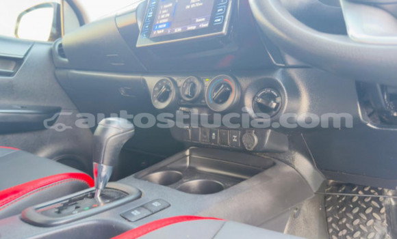 Acheter Occasion Voiture Toyota Hilux Autre à Import - Dubai, Anse-la-Raye Acheter Occasion Voiture Toyota Hilux Autre à Import - Dubai, Anse-la-Raye